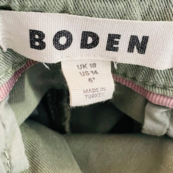 Boden Casual 100% Cotton Pleat Front Cuffed Relaxed Fit Shorts Olive Size 14 NWT - Picture 6 of 8